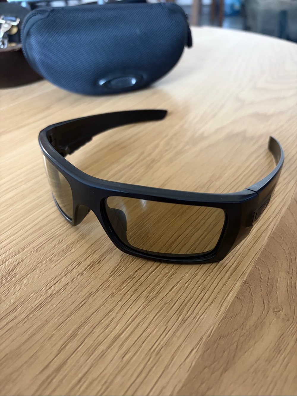 OAKLEY SI DET CORD Black Wraparound Sunglasses Made in USA